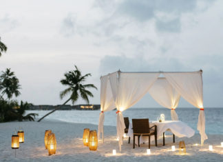 A Christmas Wonderland Awaits at The St. Regis Maldives Vommuli Resort