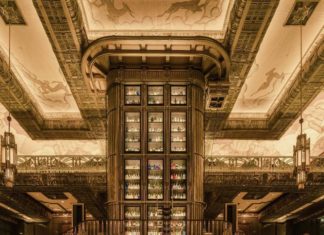 A Glamorous New Year’s Eve at ATLAS Bar