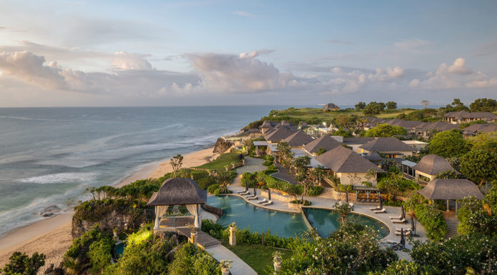 Jumeirah Bali Marks World Sea Turtle Day with Sea Turtle Release