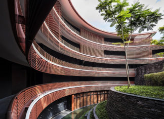 Winner of Exquisite Awards 2025 – Best Luxury Hotel: Capella Singapore